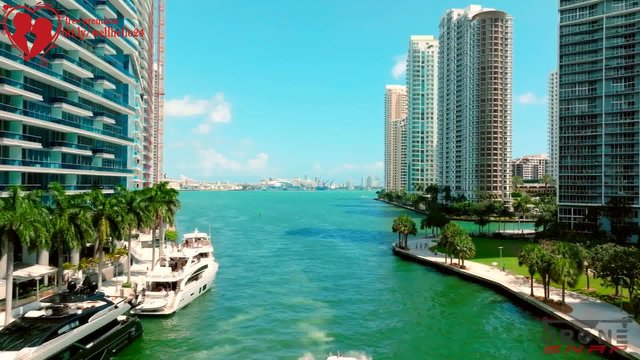 Miami, Florida - USA 🇺🇸 - by drone   DJI Mavic 3 [4K]_000021.jpg